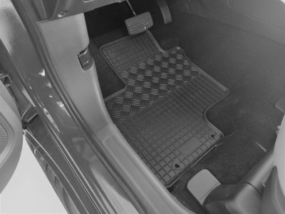 Rubber mats Mitsubishi Outlander PHEV from 2013-2020