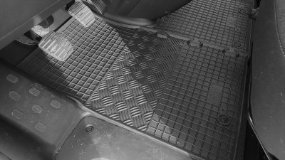 Rubber mats Renault Trafic from 2015-