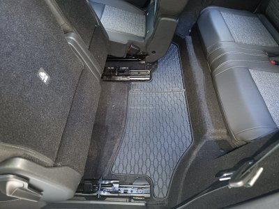 Floor mats Peugeot 5008 from 2024 onwards