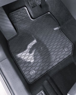 Floor mats Skoda Kodiaq 2024- | Used parts sorting