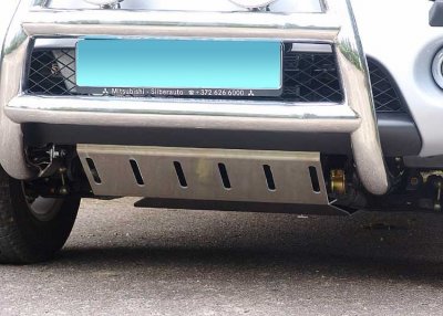 Aluminum Hatch/Driveline Guard for Mitsubishi L200 2006- &amp; 2010-