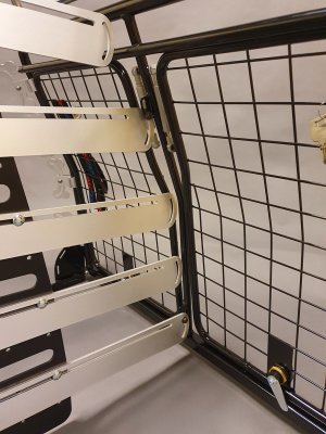 Dog gate Skoda Superb wagon from 2009-2015