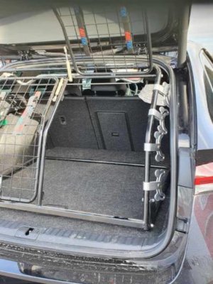 Dog gate Skoda Superb station wagon from 2009-2015