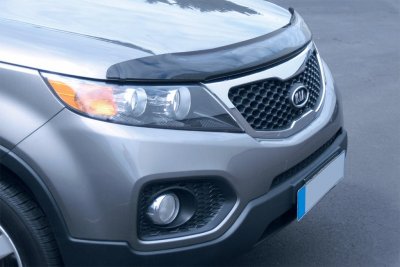 Dark acrylic plastic Bonnet Guard for Kia Sorento 2009-2014