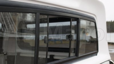 Flap cover with opening windows for Isuzu D-Max (Double Cab) from 2012-