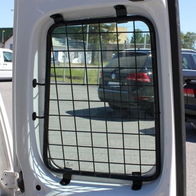 Example image: Security Grille for the rear doors of the Volkswagen Caddy Cargo from 2021-
