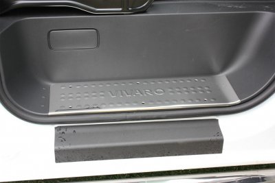 Stainless steel step guard for Renault Trafic from 2002-/2015-