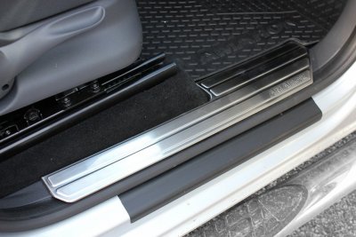 Entrance protection Volkswagen Amarok from 2011-2020