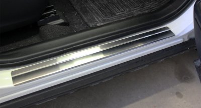 Entrance protection Toyota RAV4 2013-2018