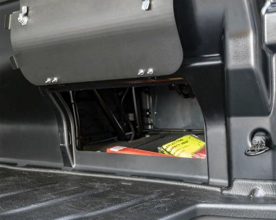 Comfort wall with opening in the wall for transporting long loads.