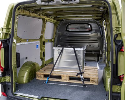 Comfort wall Volkswagen Transporter T7 from 2024- | With window