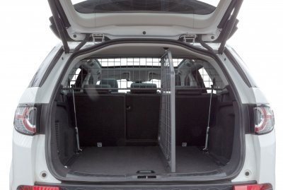 Dog guards & dividers for Land Rover Discovery Sport from model year 2014-