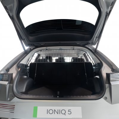 Dog guard Hyundai IONIQ 5 from model year 2021-