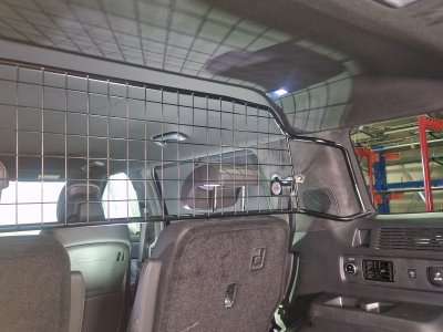 Dog guard Hyundai Santa Fe from 2024 onwards