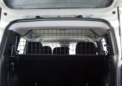Dog guard Jeep Renegade 2014-