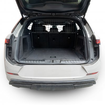 Dog guard Range Rover Sport from model year 2023-