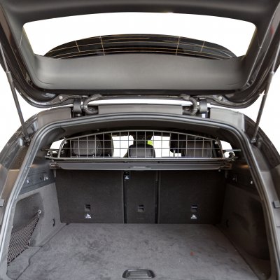 Dog guard Mercedes EQC 2020-