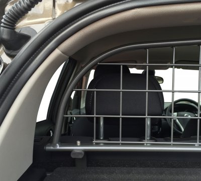 Dog guard Pulsar (Nissan) from 2014-