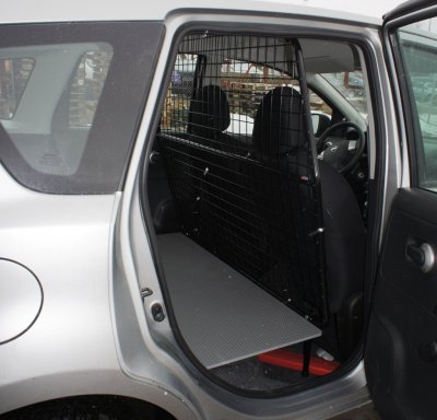 Dog Guard for Skoda Yeti 2010-
