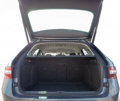 Dog guard Skoda Superb station wagon from 2016-2023