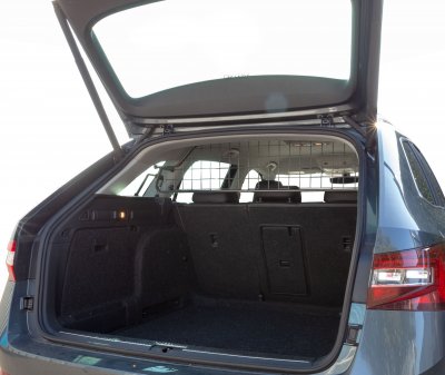 Dog guard Skoda Superb wagon from 2016-2023