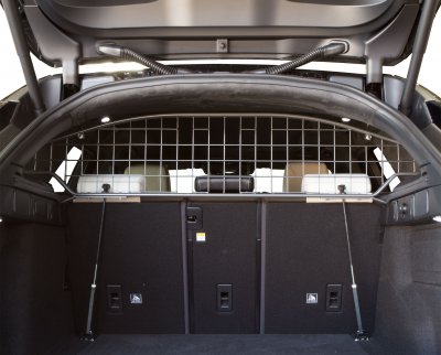 Dog guard Range Rover Velar from 2017-