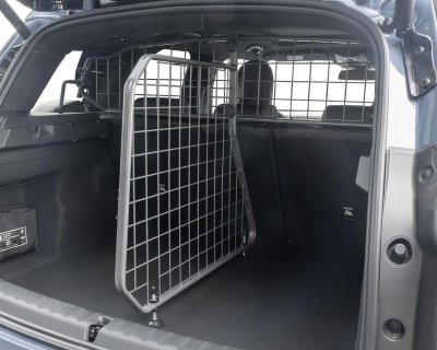 Travall Dog guard and divider Mini Countryman from 2024-