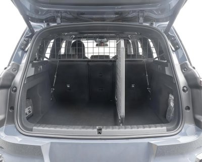 Travall Dog guard and divider Mini Countryman from 2024-