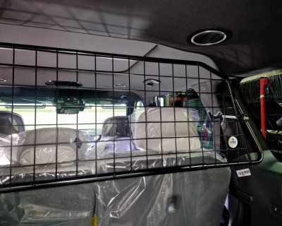 Dog guard Kia EV9 from 2024-