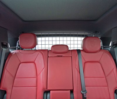 Dog guard Porsche Cayenne 2018-