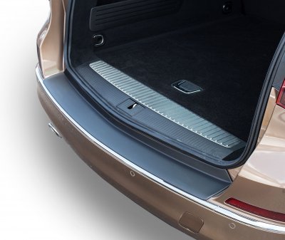 Rear guard / bumper protection in scratch-resistant ABS plastic for Opel Astra Sports Tourer 2012-2014