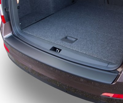 Rear guard in scratch resistant ABS plastic for Skoda Octavia station wagon 2013-2017