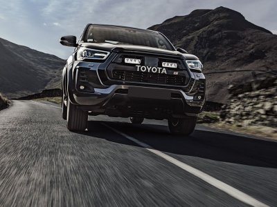 Extra light package Lazer LED ramp kit for Toyota Hilux GR Sport 2022-2024