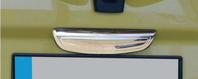 Stainless steel strip for the tailgate of Renault Trafic 2002-2014