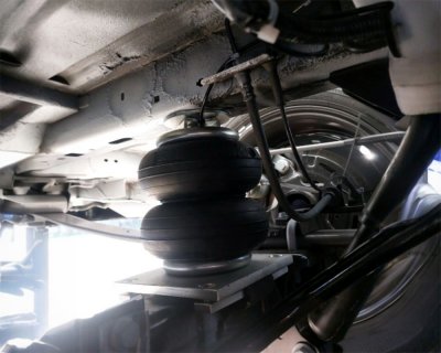 Auxiliary air suspension kit Nissan NV400 2010-2021