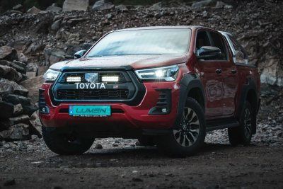 LED Light Bar Package 2x Lumen SQ16 Toyota Hilux from 2024 onwards