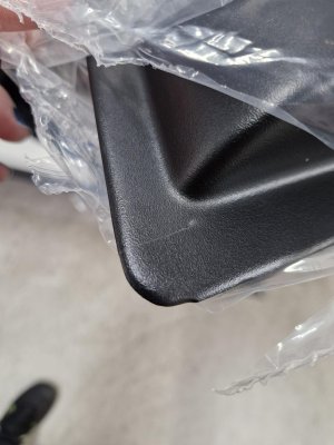 Hood scoop for Amarok, Navara & Musso | Used parts sorting