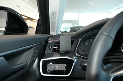 Mobile phone holder for Audi A7 from 2018-