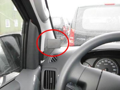 Mobile phone holder for Hyundai H1 2009-