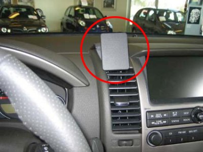 Mobile phone holder Nissan Navara from 2005-2009