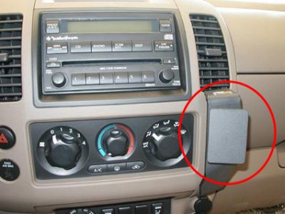 Mobile phone holder Nissan Navara 2005-2009