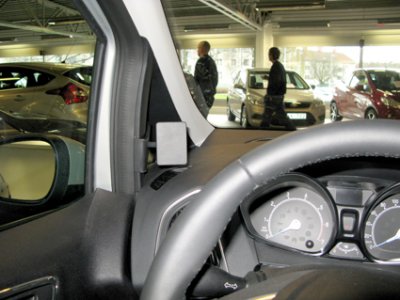 Mobile phone holder Ford B-Max from year 2012-
