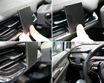 Mobile phone holder Skoda Elroq 2025- | Mounting to the left of the steering wheel