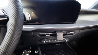 Mobile phone holder Audi Q3 from 2026 onwards