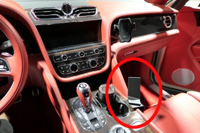 Mobile phone holder Bentley Bentayga from 2016-