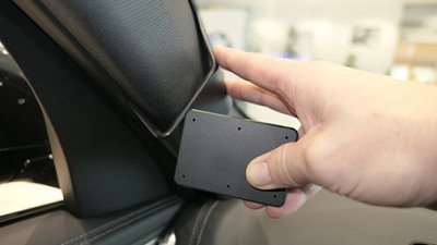 Mobile holder BMW X1 from 2023-. Mounting on the left A-pillar