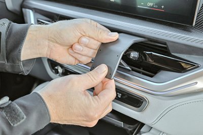 Mobile holder BMW XM from 2023-