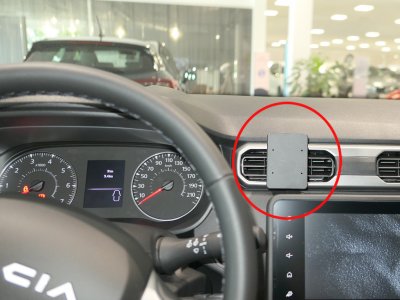 Mobile phone holder Dacia Duster 2023-2024
