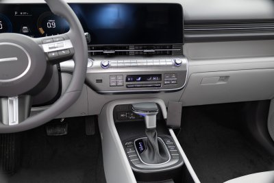 Mobile phone holder Hyundai KONA from model year 2023-