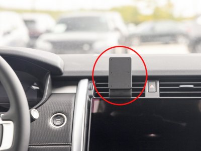 Mobile phone holder Land Rover Discovery 5 from 2021 onwards